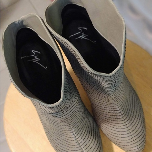 Giuseppe Zanotti Leather Ankle Boots - Picture 3 of 5